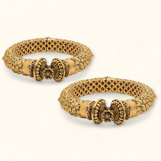 Kada Bangles set