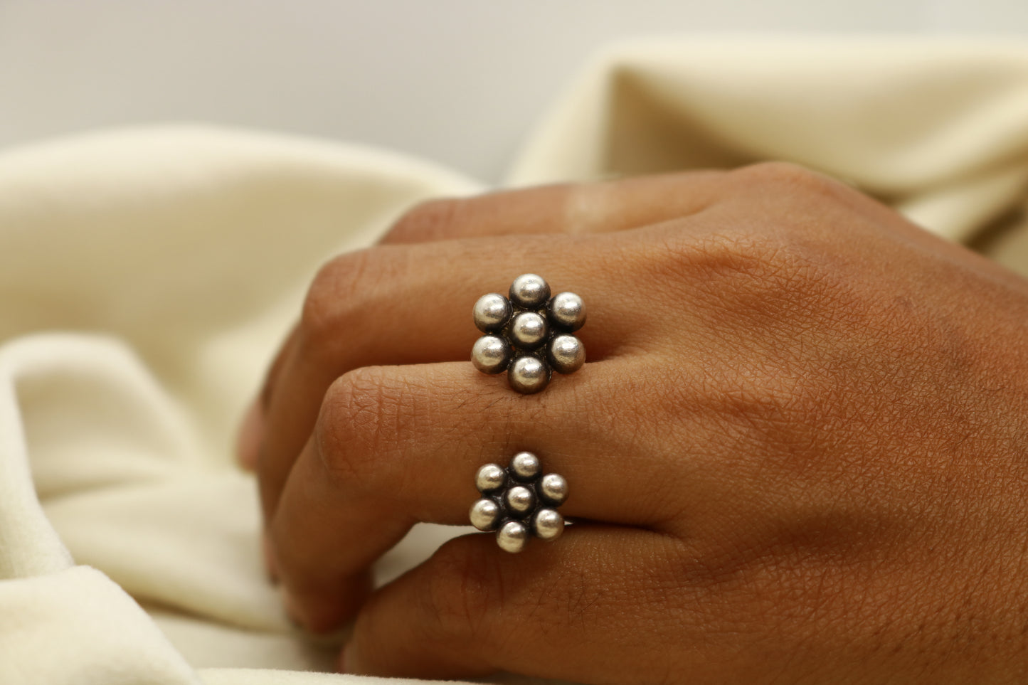 Silver Kudi Finger Ring