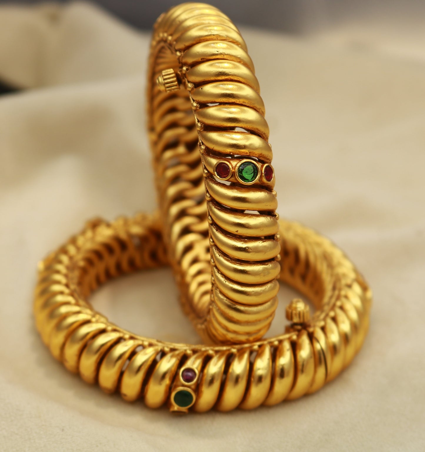 Shindeshahi Suvarna Tode – Gold Plated Maharashtrian Bangles