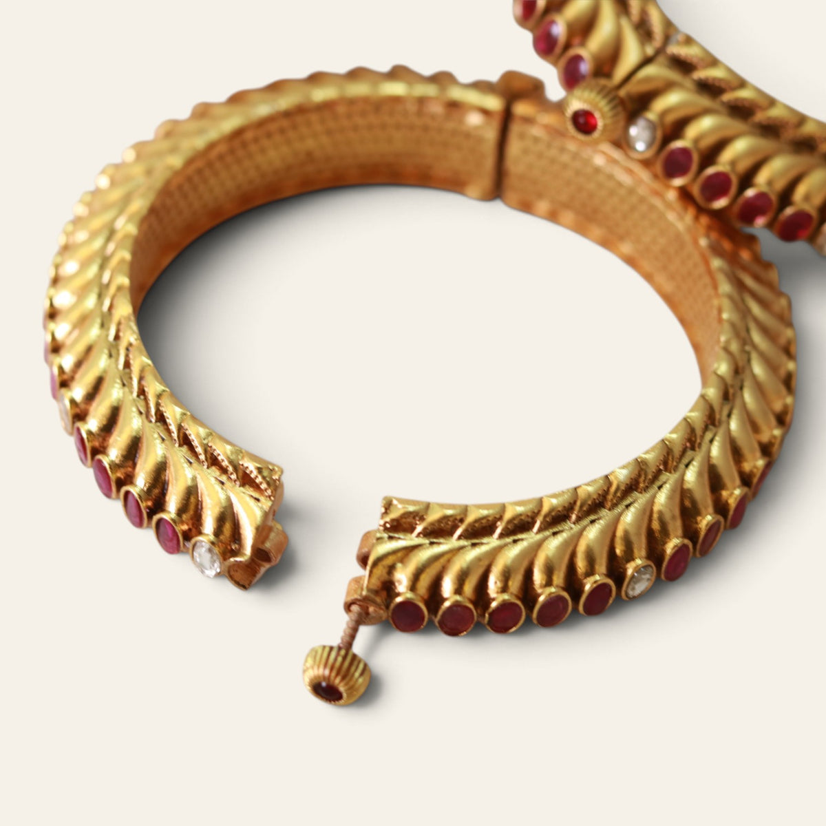 Ruby Kundan bridal bangles with openable box clasp – anti-tarnish gold plated bangles for haldi, mehendi and sangeet