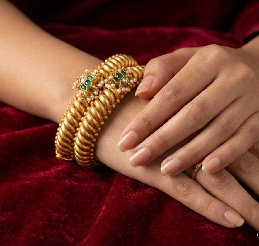 Traditional Maharashtrian Tode Bangle Set – Kamal Kundan Gold Plated | Jija Jewellery