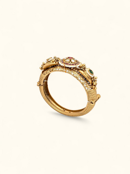 Heritage Glow Kundan Kada – Gold Plated Rajwada Royal Bangle | Bridal & Festive Ethnic Jewellery