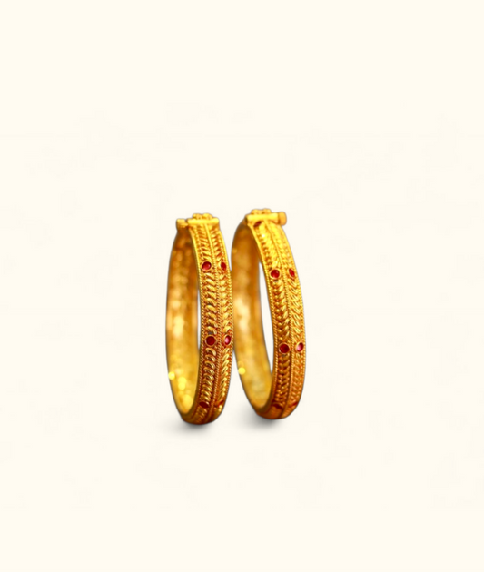 Graceful Leaf Bangle Set