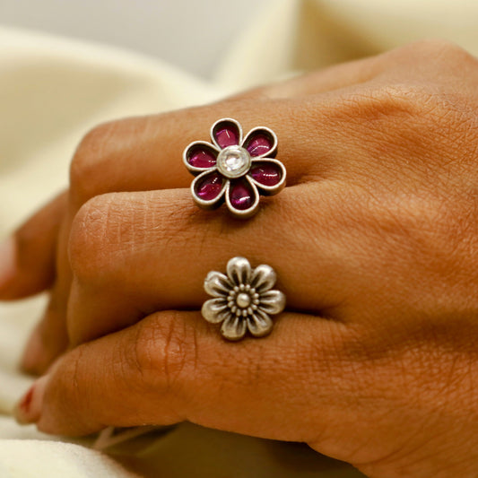 Silver Floral Finger Ring