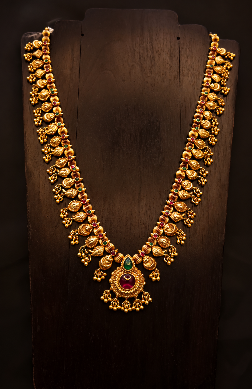 Maharashtrian Saaj Necklace – Matt Gold Plated with Ruby & Green Stones – Jija Jewellery