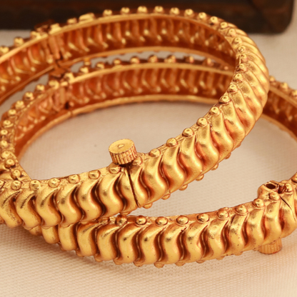 Peshwai style tode bangles with openable screw lock – antique gold Shindeshahi tode