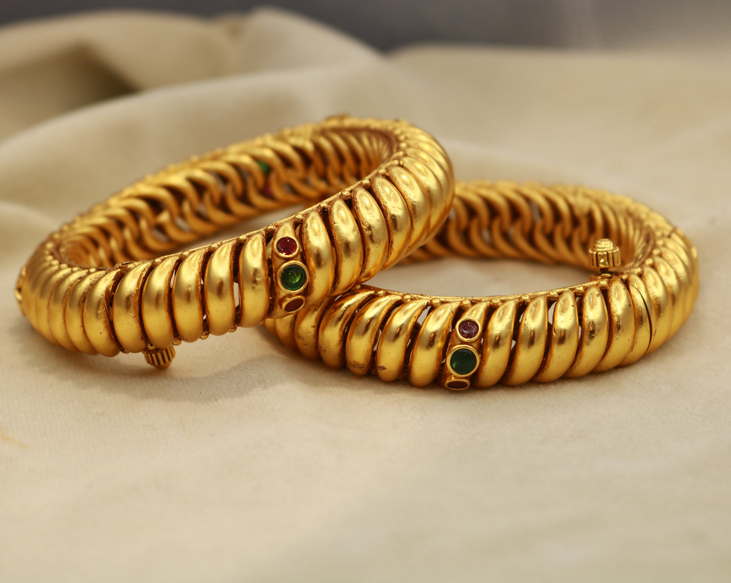 Shindeshahi Suvarna Tode – Gold Plated Maharashtrian Bangles
