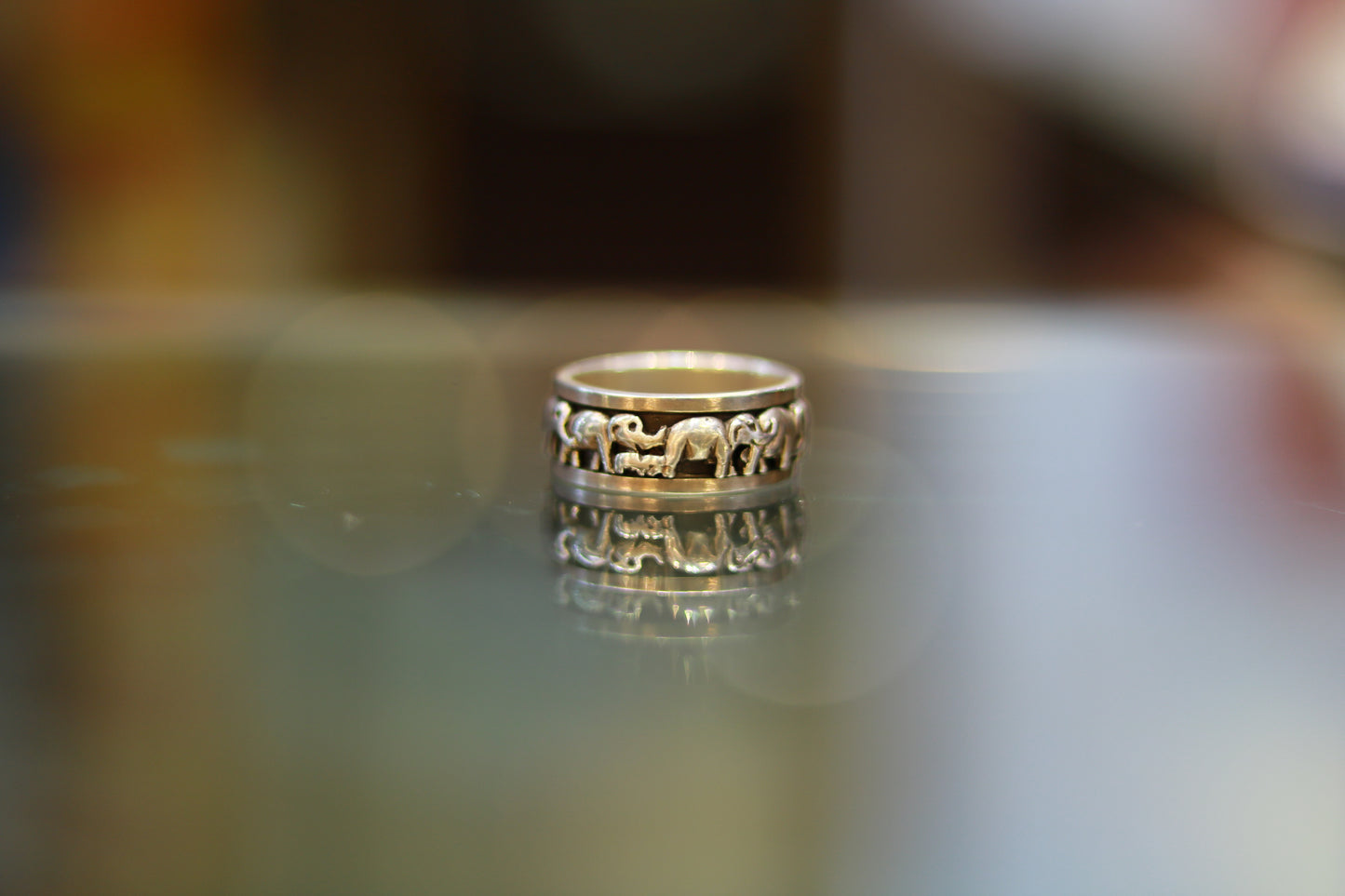 Elegant Elephant Revolving Thumb Ring – 92.5 Pure Silver