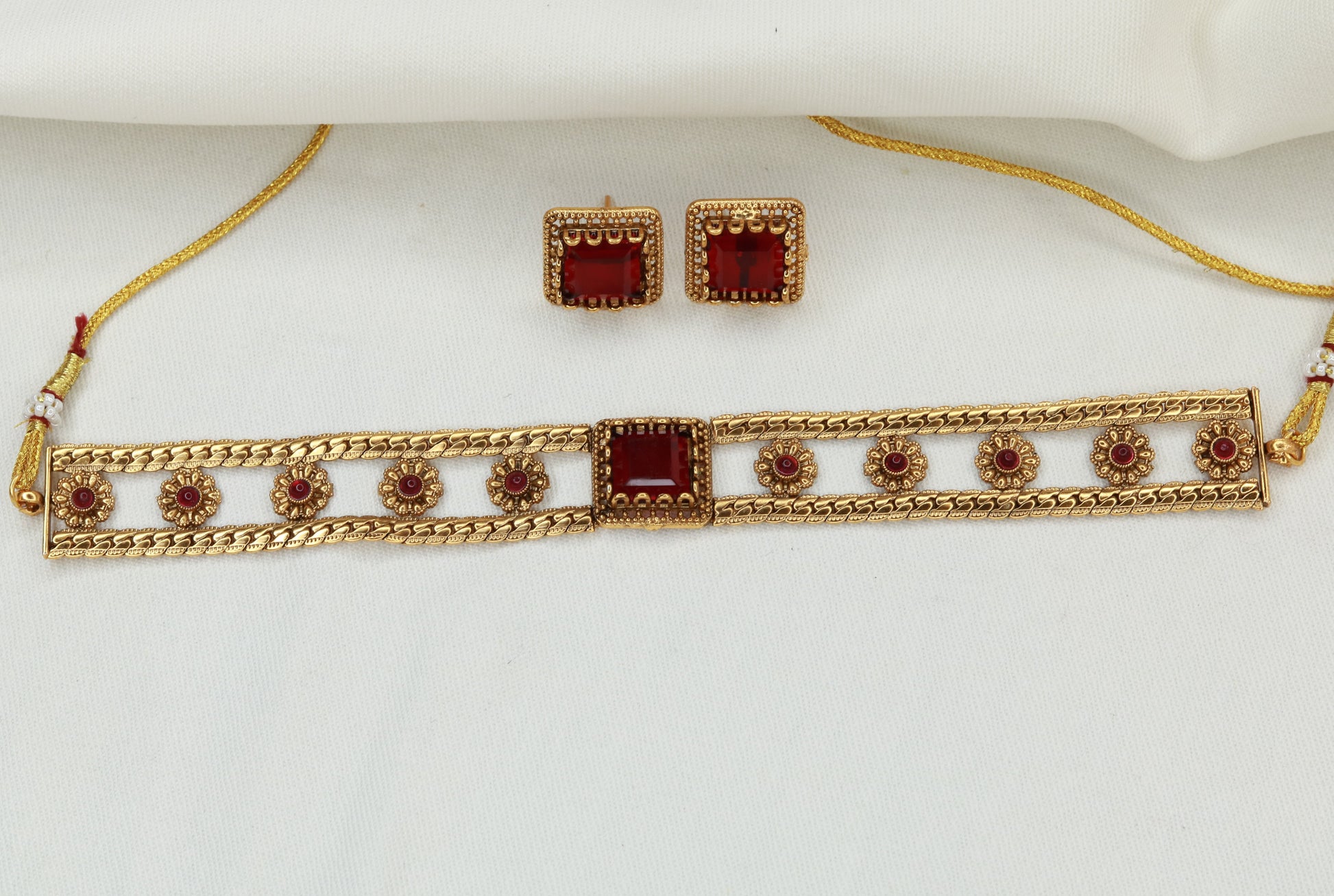 Traditional Maharashtrian Manik Choker Necklace – Antique Gold Red Stone with Adjustable Cord Tie-Up | Jija Jewellery