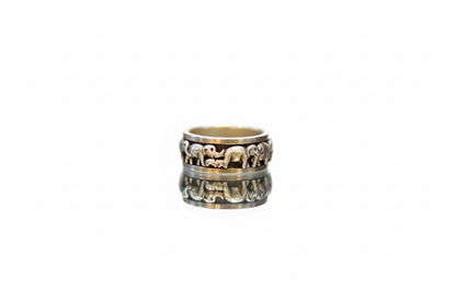 Elegant Elephant Revolving Thumb Ring – 92.5 Pure Silver