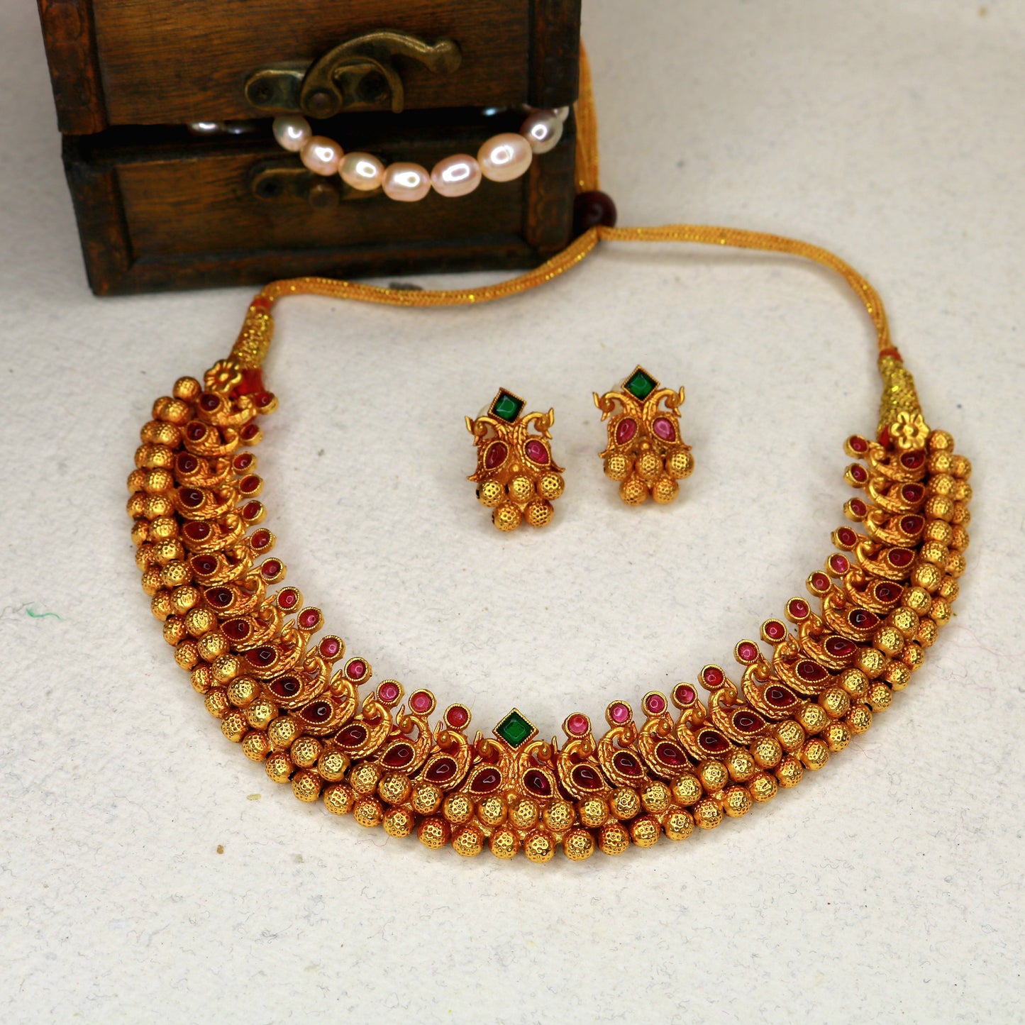 Morvika Thushi Necklace