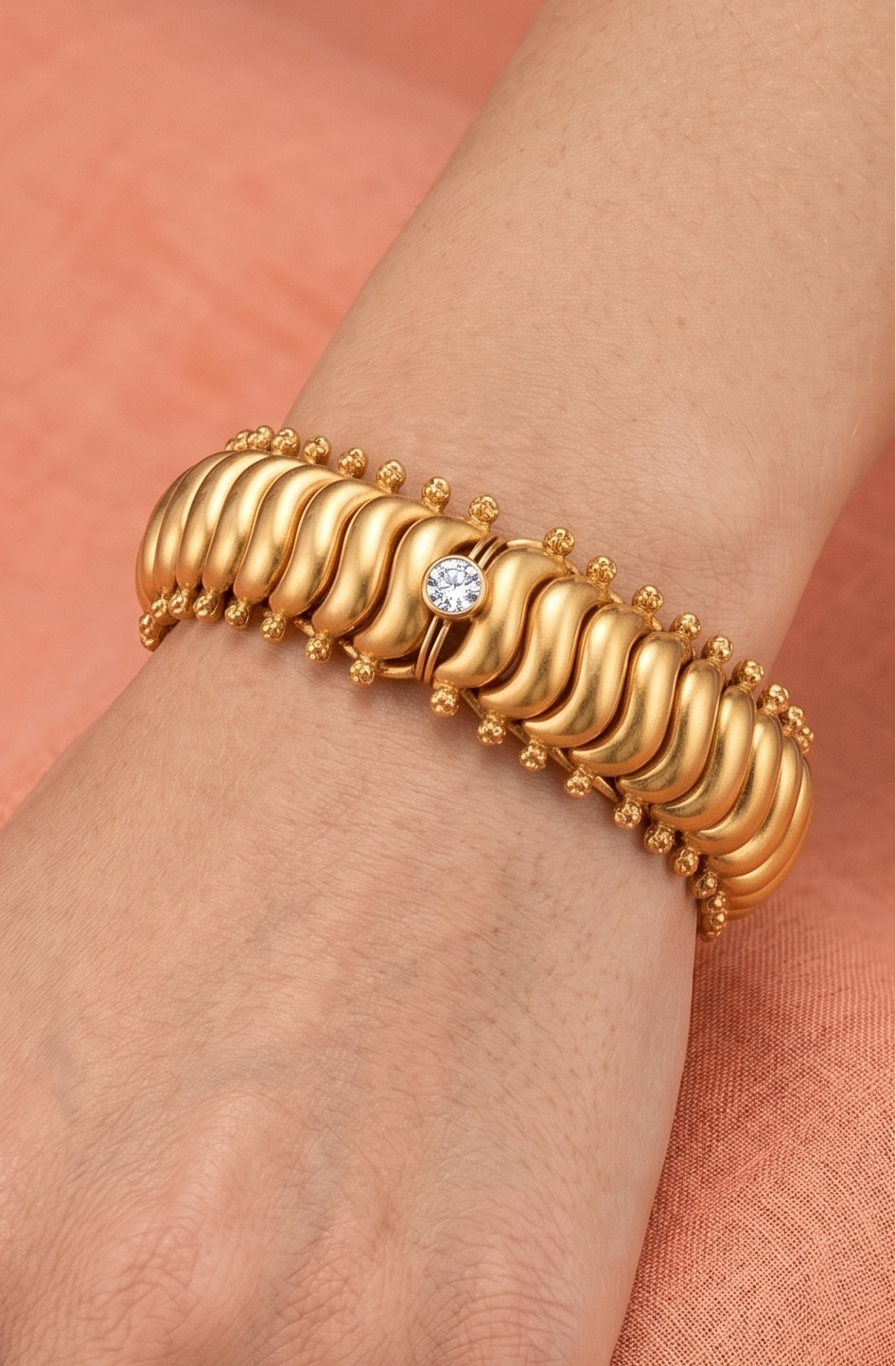 Handcrafted gold plated Shindeshahi bracelet with screw fitting — Jija Jewellery