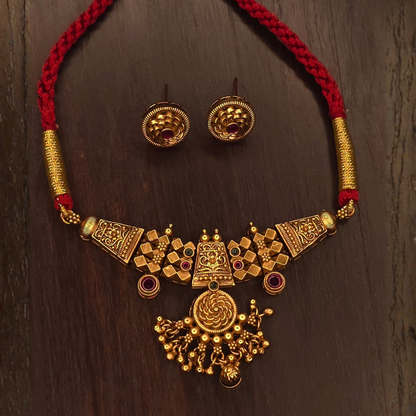 Traditional Maharashtrian Thushi Necklace with Red Dori – Antique Gold Plated – Jija Jewellery